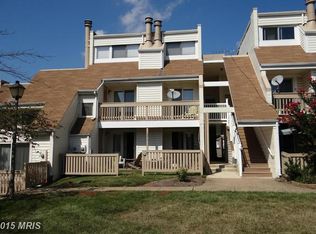 1056A Mycroft Ct, Sterling, VA 20164