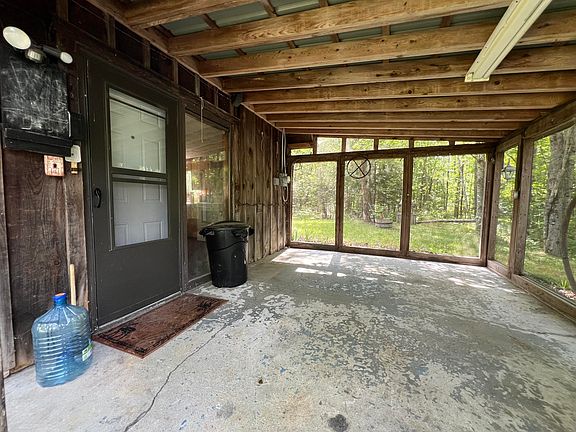 4th image of 133 Hughes Road