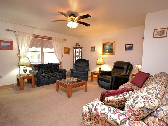 5th image of 12 Kidder Ln