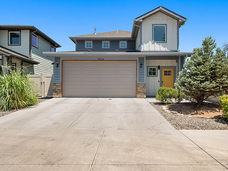 672 Copper Canyon Dr #A — Photo 1