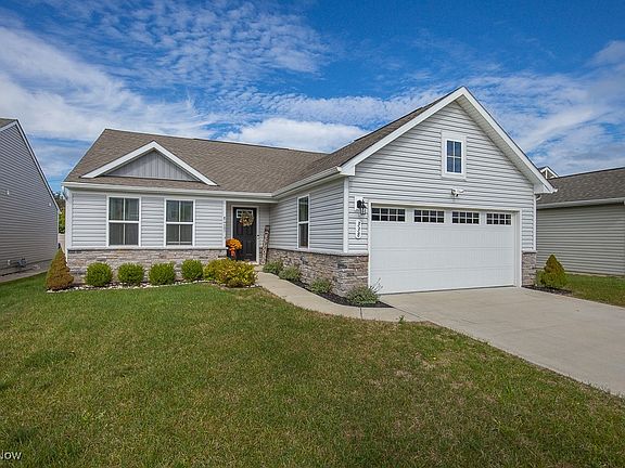 2nd image of 338 Lakewick Ln