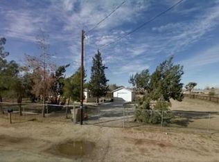 9898 Hawthorne Rd, Hesperia, CA 92345