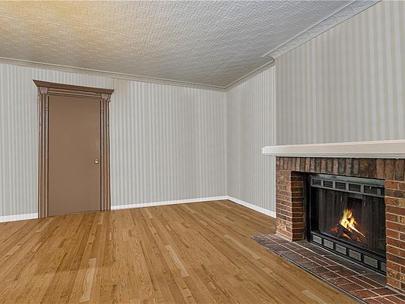 5th image of 448 55th St