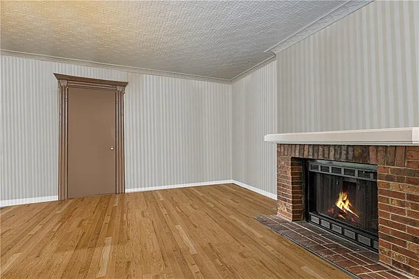 Sold by Remax Edge | media 5
