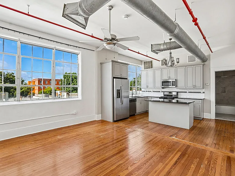 Hotel Roxy Lofts — Photo 16