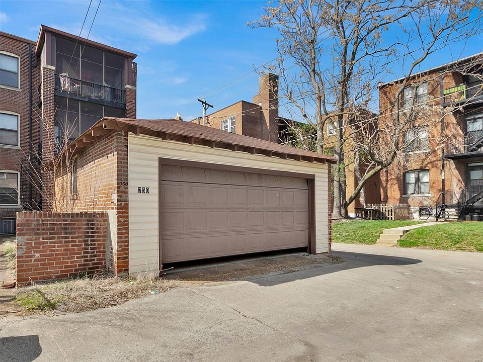 2nd image of 750 Heman Ave