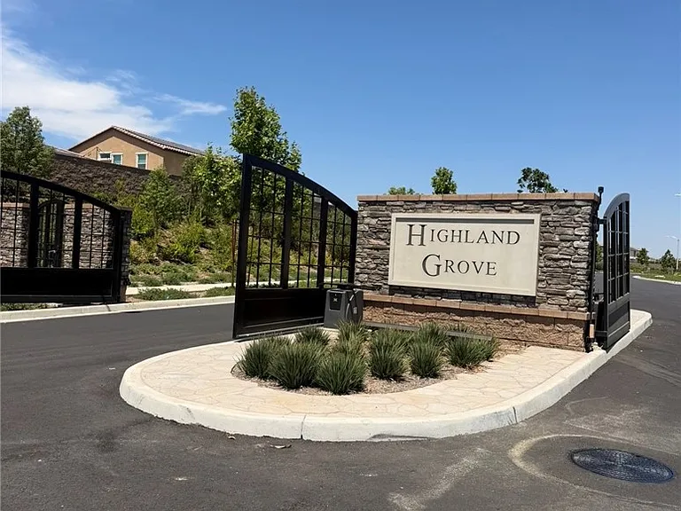 12940 Blush Ct — Photo 2