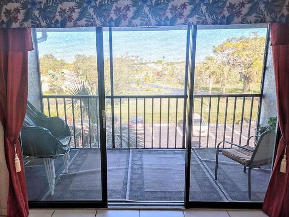 4th image of 9650 Green Cypress Ln APT 20
