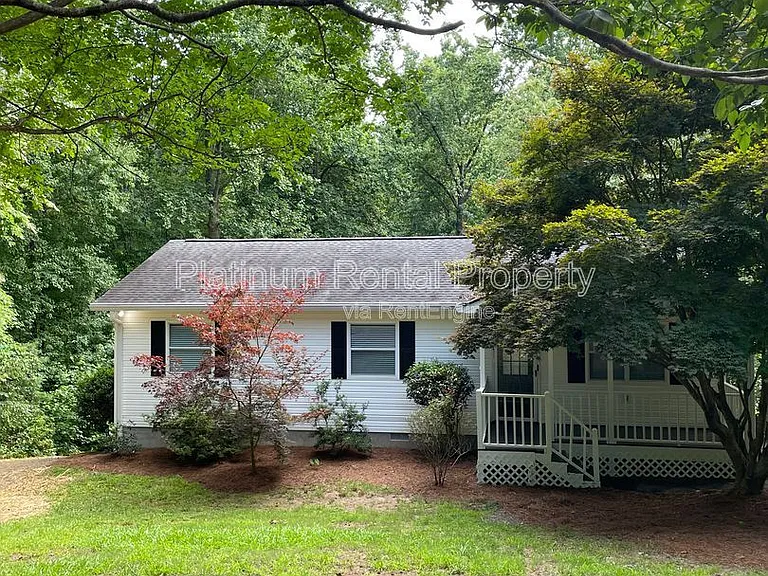 268 Jennifer Ct — Photo 1