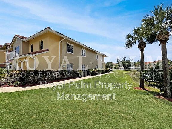 3rd image of 13110 Bella Casa Cir APT 210