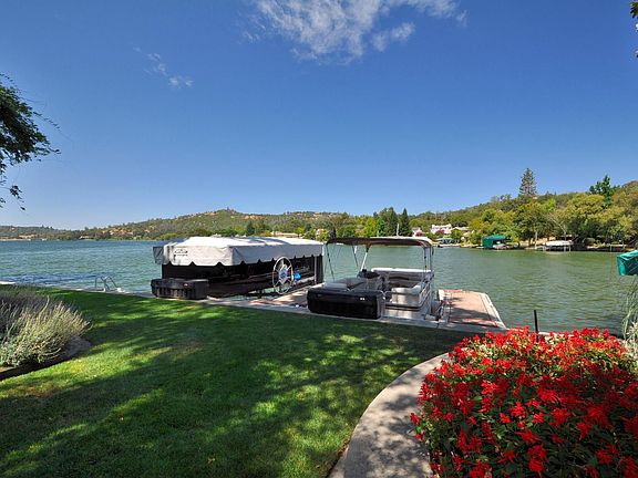 The Two boat docks offer easy access and easy boat clean up.