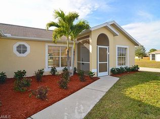1230 NE 5th Pl, Cape Coral, FL 33909
