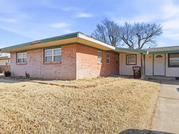 212 Iroquois Trl, Foss, OK 73647