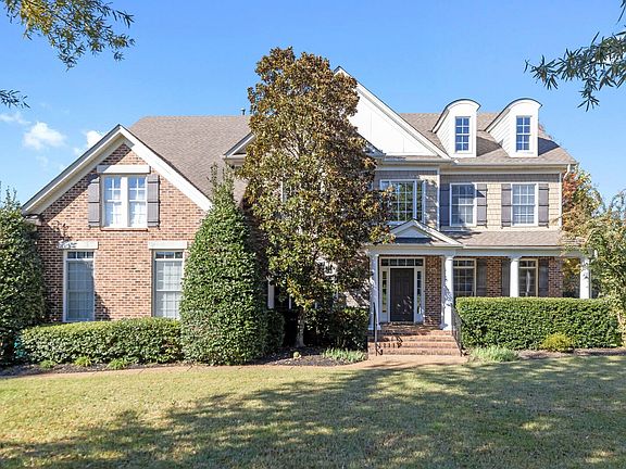 4th image of 9204 Sydney Ln