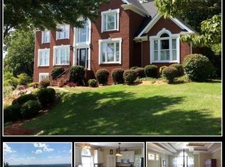 2943 Summitop Rd NE, Marietta, GA 30066