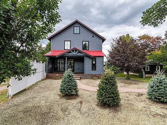4th image of 2199 Saranac Ave