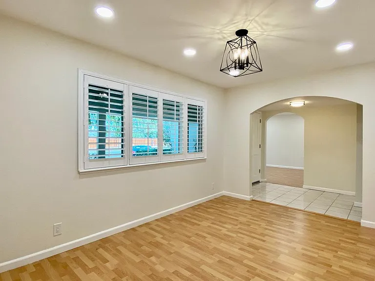 6187 Meridian Ave — Photo 6
