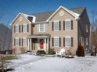 119 Bradford Square Dr, Trafford, PA 15085