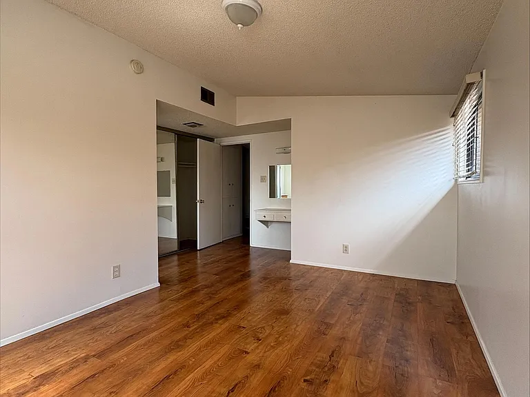 1205 W Cassidy St — Photo 6