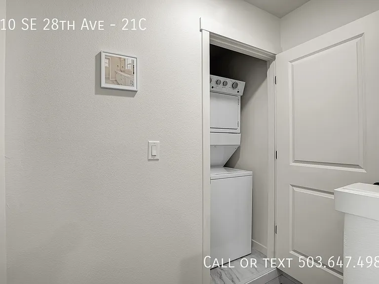 110 28th Ave SE #21C — Photo 15