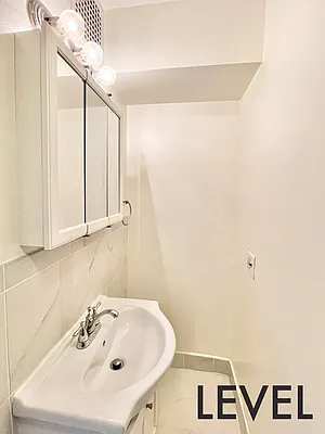 Rented by Level Group | media 24