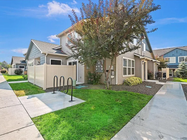 Cimarron Townhomes — Photo 32