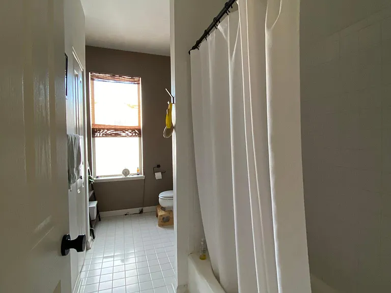 1623 Meadville St — Photo 6
