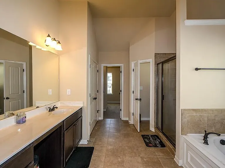 210 Thrushwood Dr — Photo 19