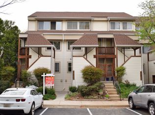 18262 Windsor Hill Dr #402, Olney, MD 20832