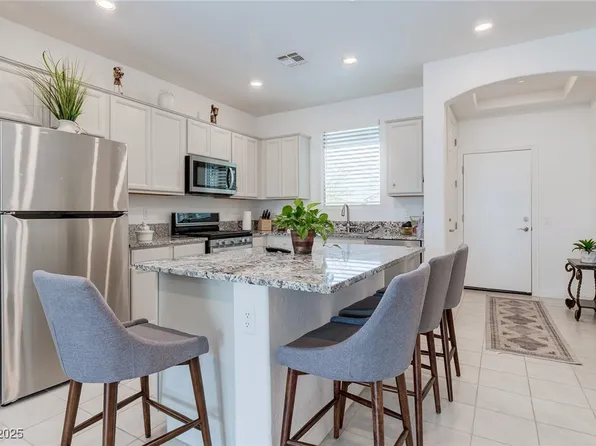2114 Cold Canyon Ave, North Las Vegas, NV 89086