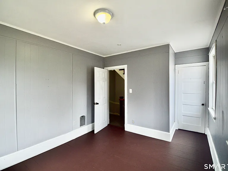 407 East Ave — Photo 12
