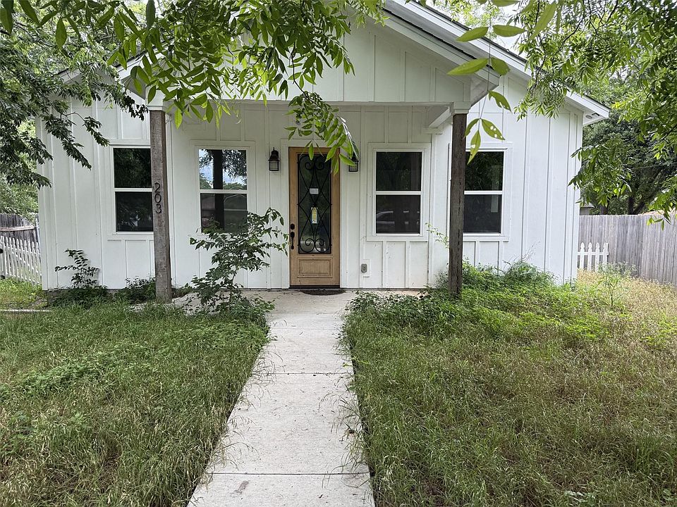1st image of 203 Vernon St #A