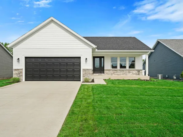 416 Champery Dr, Osceola, IN 46561