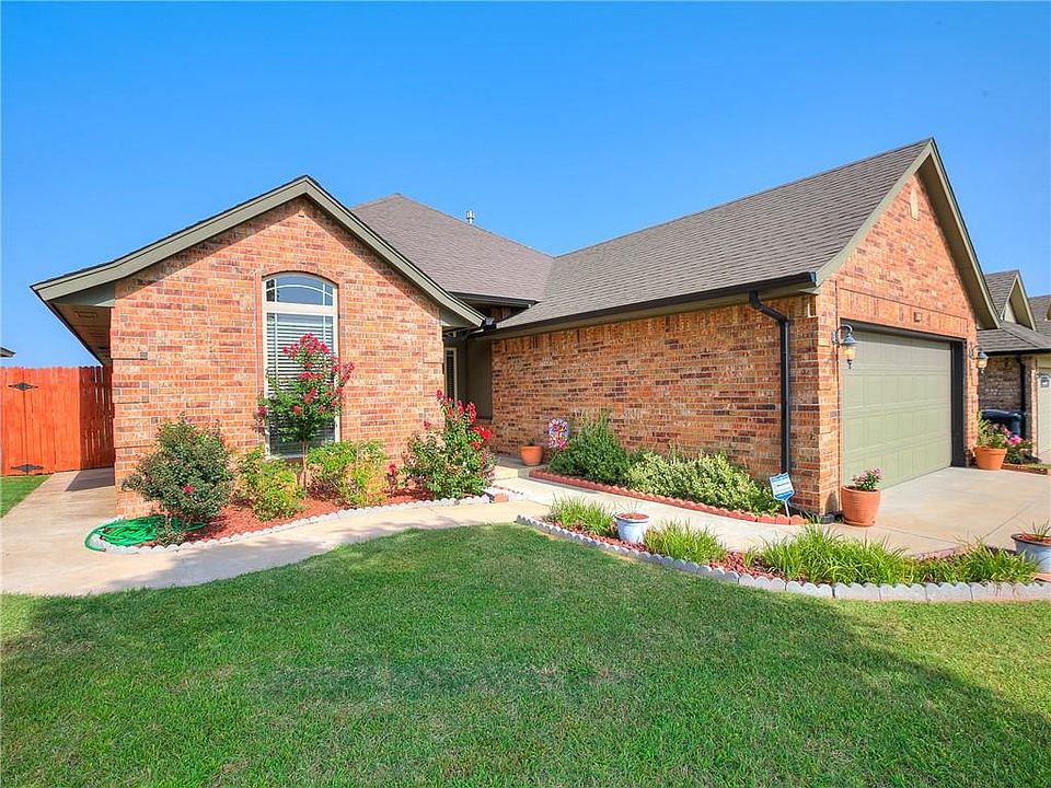 1st image of 7420 Meadow Lake Dr