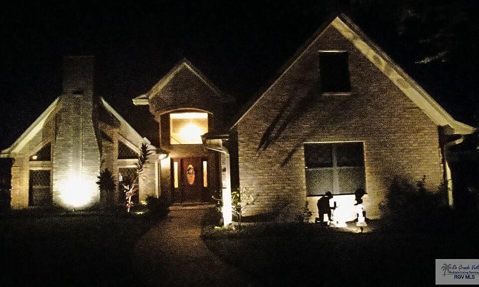 1st image of 1901 Tangerine Dr