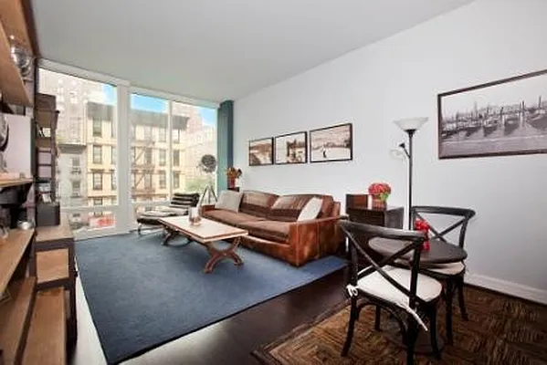Rented by R New York | media 9