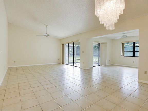 2nd image of 6337 Tall Cypress Cir