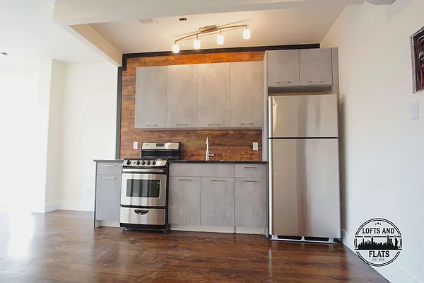 Rented by Lofts and Flats LLC | media 10