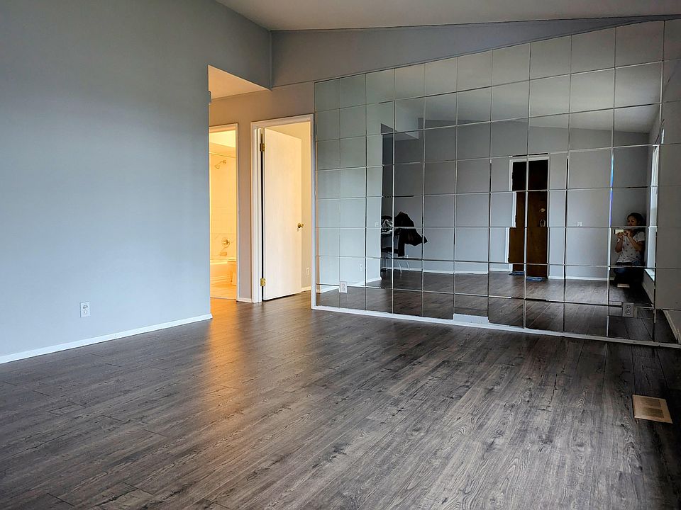 1st image of 10433 Briarbend Dr APT 7