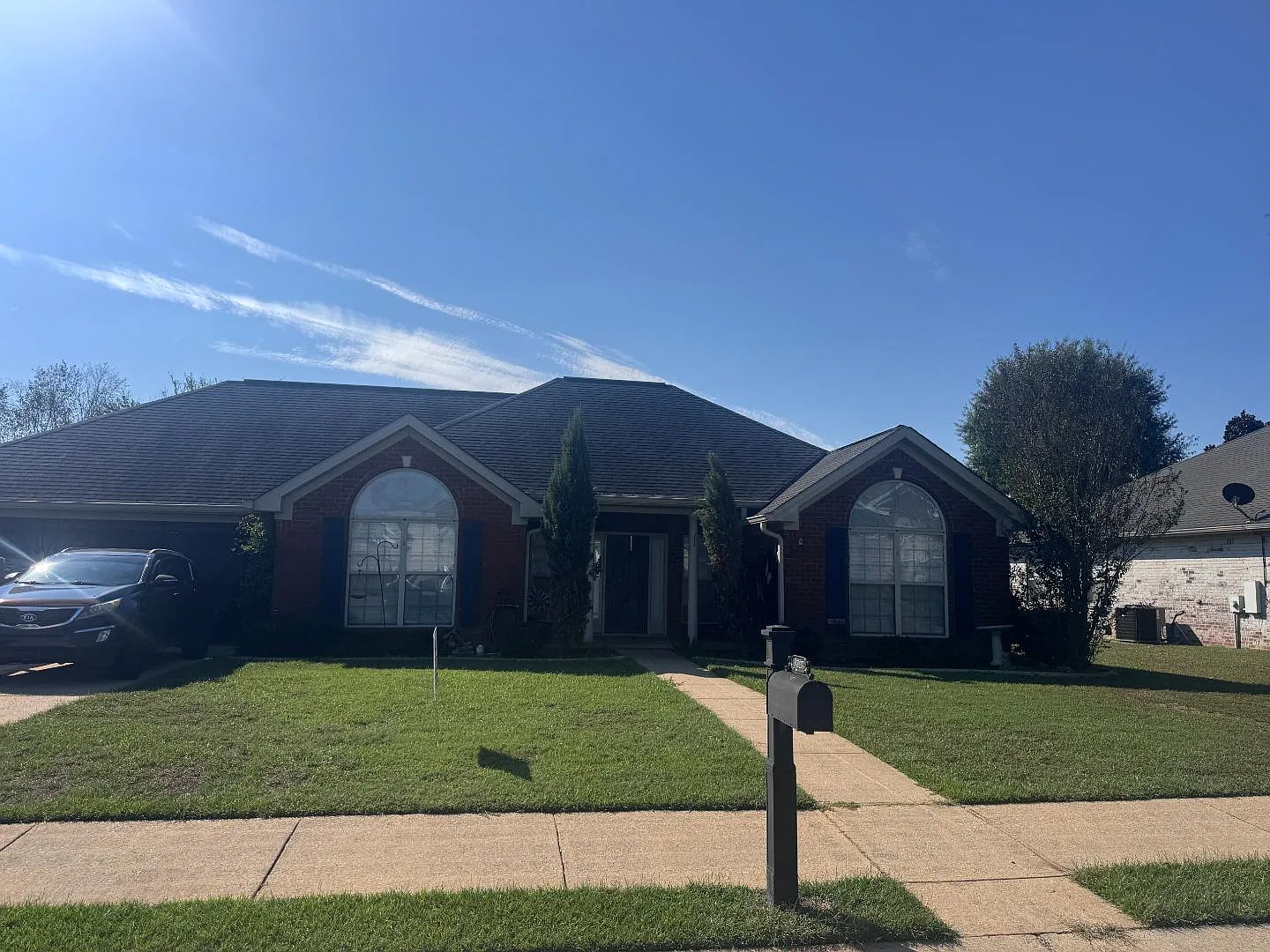 2049 Collier Way — Photo 1
