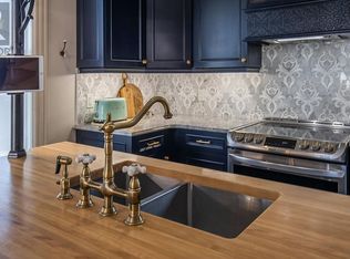 28 Cumberland St, Yarmouth, NS B5A3K5
