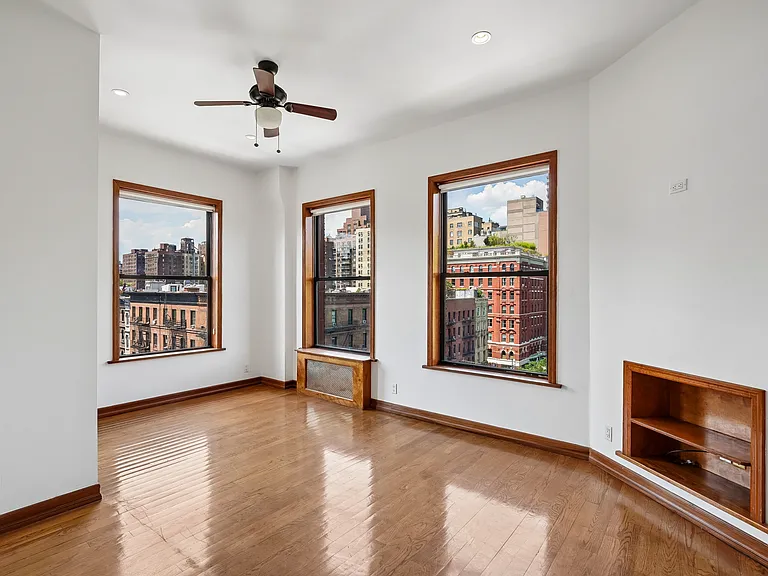 66 W 77th St #66 — Photo 7