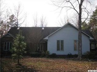 8025 Lake Providence Dr, Matthews, NC 28104