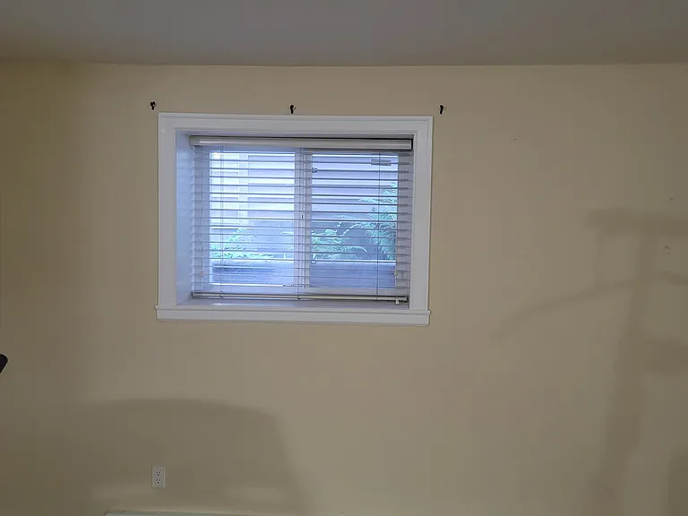 71a Ave — Photo 5