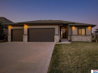 12660 Read St, Omaha, NE 68142