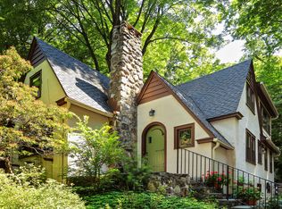 680 Croton Heights Rd, Yorktown Heights, NY 10598