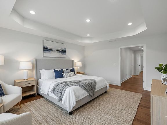 4th image of 4141 Meadowlark Rd