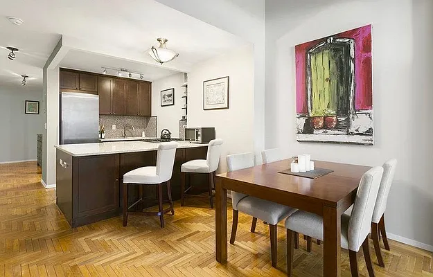 Rented by Compass | media 25