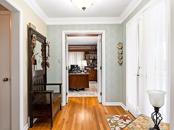 4th image of 4472 Kilmer Ct