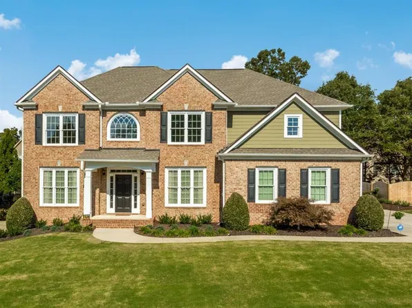 4048 Sandy Branch Dr, Buford, GA 30519